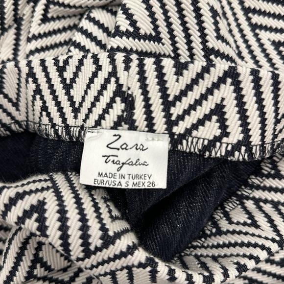 High waisted skirt - Picture 5 of 5